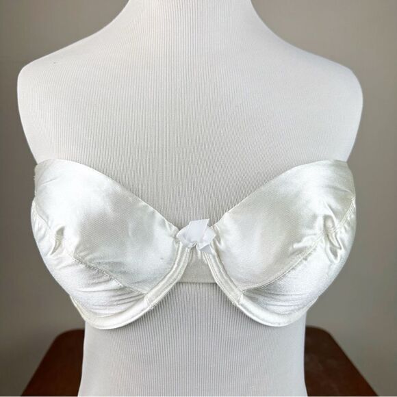 Victorias Secret Vintage 90s Satin Push Up White Strapless Bra 34C - Picture 1 of 10